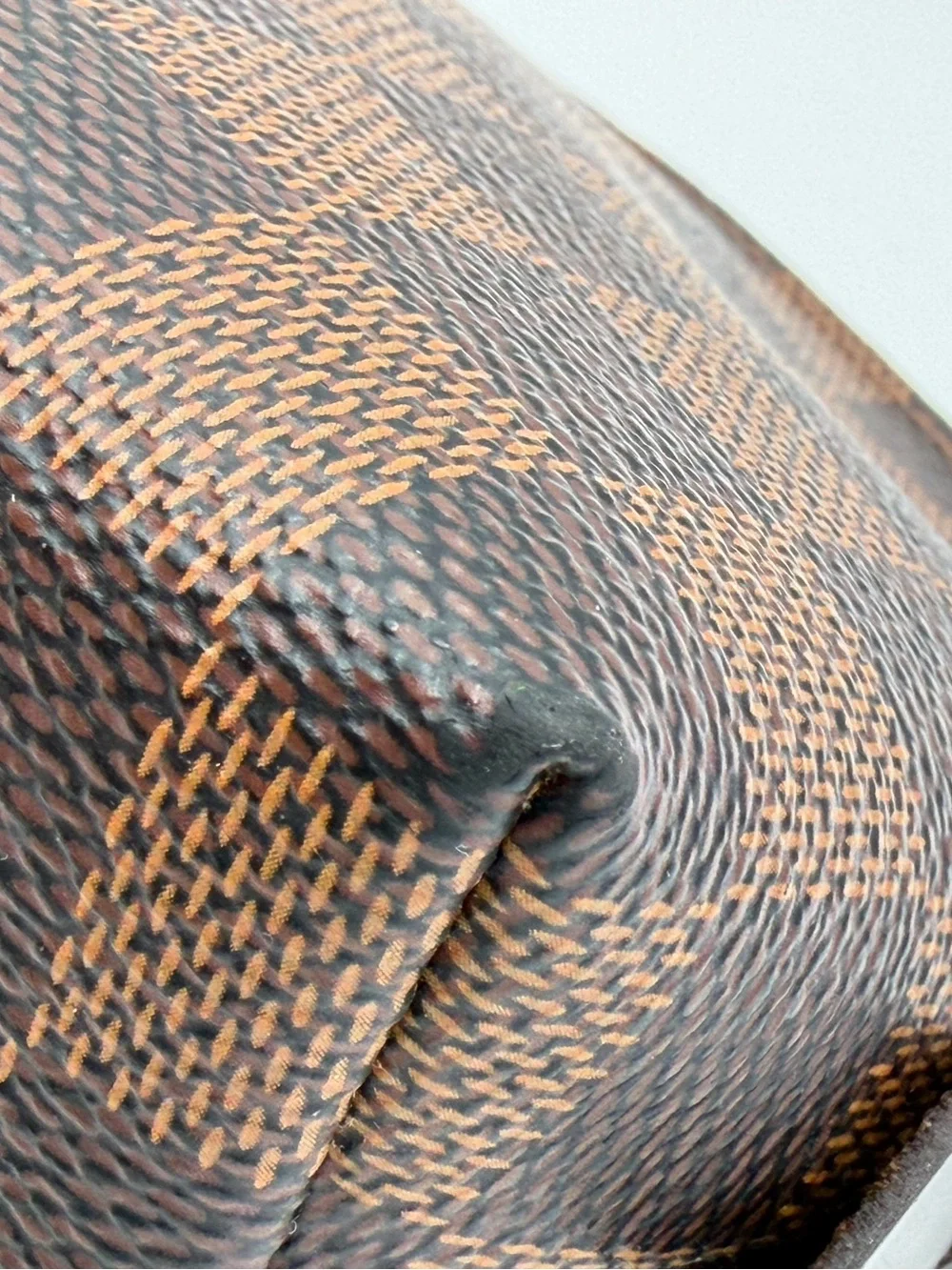 Louis Vuitton Damier Ebene Cosmetic Bag Great Condition w/Dust Bag & Entrupy COA